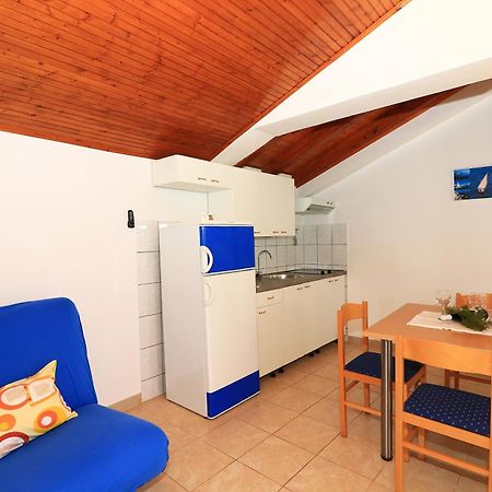 Apartments With A Parking Space Jezera, Murter - 5079 Kamer foto